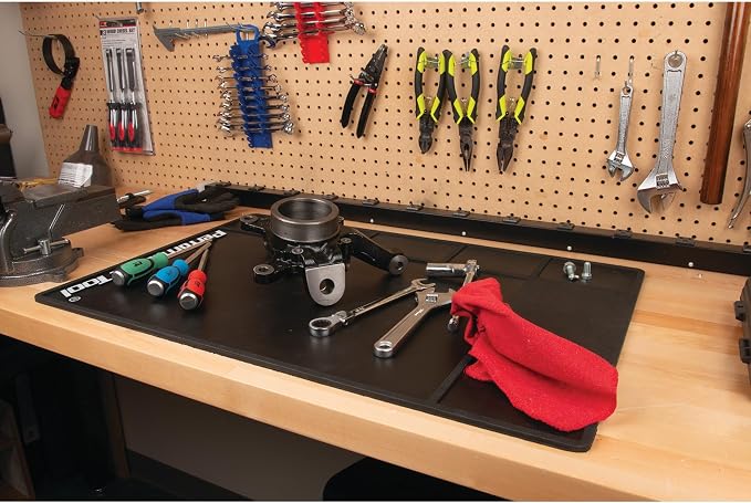 Performance Tool W88960 Heavy Duty 1/4 in. Thick Rubber Work Mat - Image 5